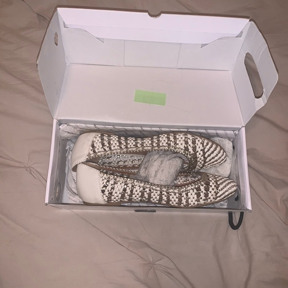 ALDO Flats - Picture 1 of 3